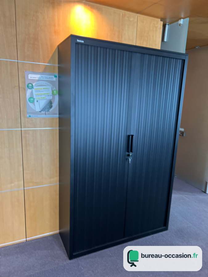 Armoire métallique à rideaux d'occasion