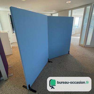 Cloison acoustique d'occasion autoportante en tissu bleu