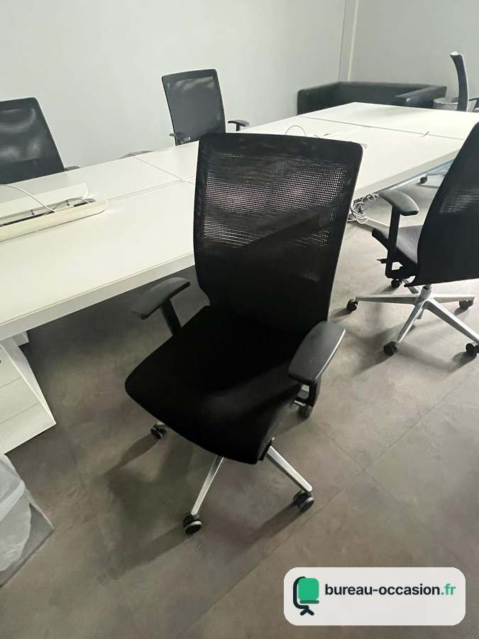 Fauteuil de bureau d'occasion résille noire : base aluminium poli