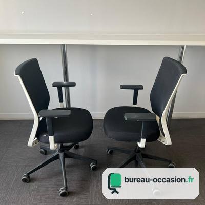 Fauteuil de bureau d'occasion : résille noire et cadre blanc