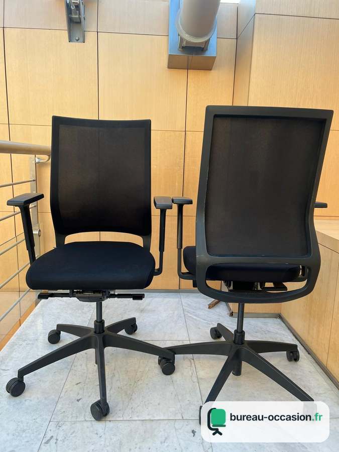 Fauteuil ergonomique d'occasion : filet noir tendu sur cadre