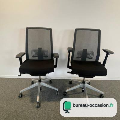 Fauteuil ergonomique d'occasion : résille grise et soutien lombaire
