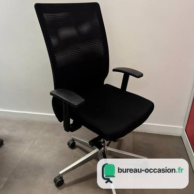 Fauteuil haut de gamme d'occasion : résille noire, base alu poli