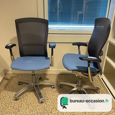 Knoll Life d'occasion : fauteuil ergonomique résille noire, assise bleue
