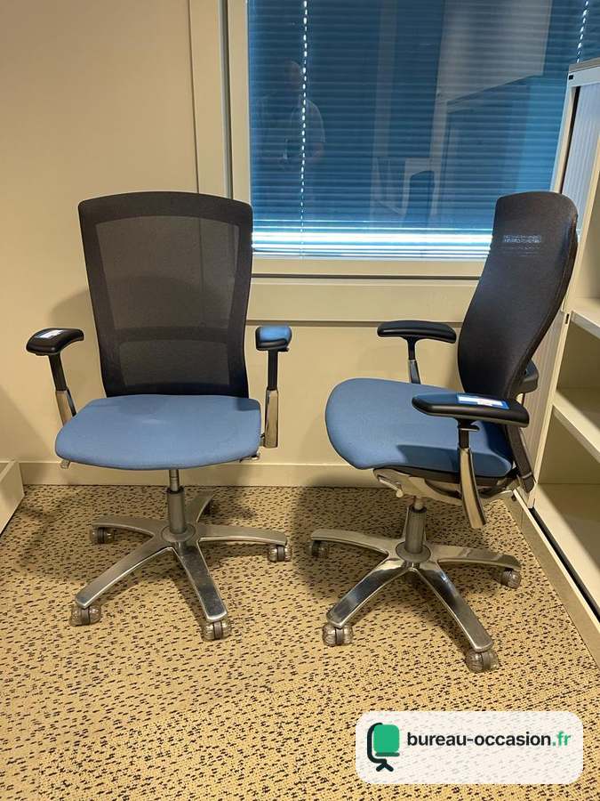 Knoll Life d'occasion : fauteuil ergonomique résille noire, assise bleue