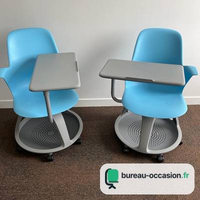 Steelcase Node d'occasion : siège bleu à tablette pivotante