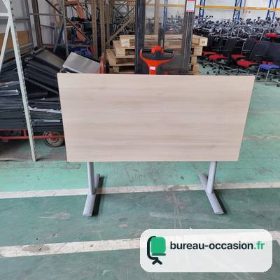 Table basculante d'occasion bois clair : piètement en T métal gris