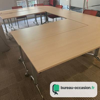 Table basculante d'occasion en érable : roulettes et piètement alu