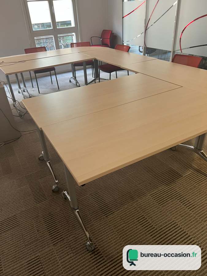 Table basculante d'occasion en érable : roulettes et piètement alu