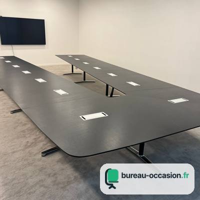 Table de conférence d'occasion noire modulaire connectée, 16-20 pl.