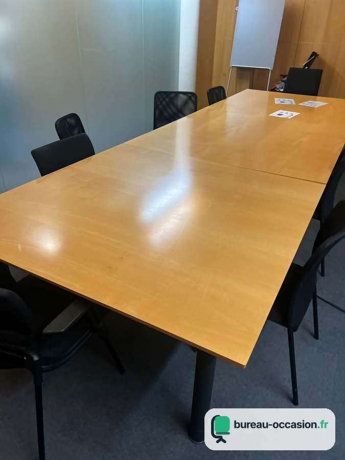 Table de réunion d'occasion en bois clair verni, 8 à 10 places
