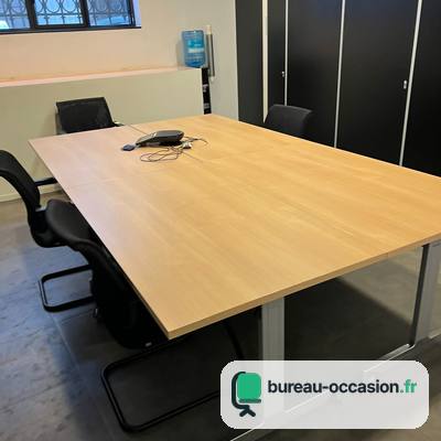 Table de réunion d'occasion en hêtre : piètement en T gris, 6 à 8 places