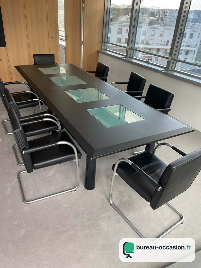 Table de réunion design d'occasion noire : inserts en verre, 8 à 10 places