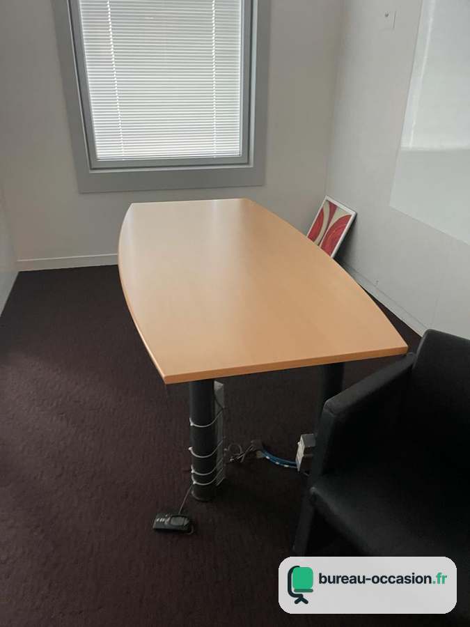 Table de réunion tonneau d'occasion : hêtre clair, pieds gris