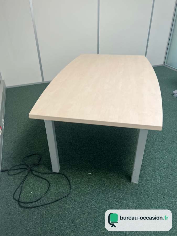 Table de réunion tonneau d'occasion ton érable, pieds gris, 8 places