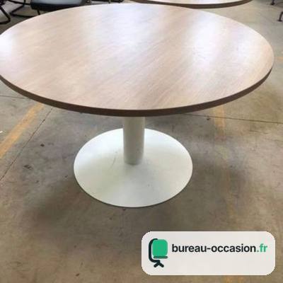 Table ronde d'occasion chêne sur pied tulipe blanc : 4 places