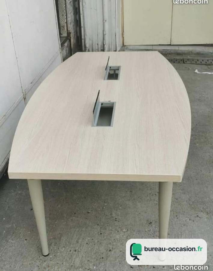 Table tonneau d'occasion chêne blanchi : 8 places, 2 trappes