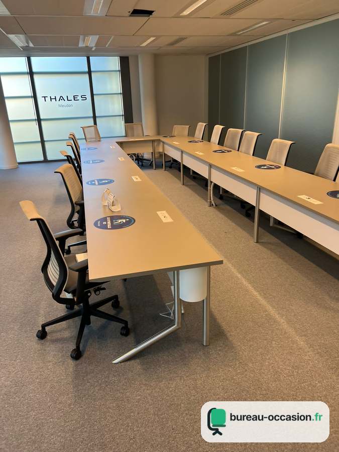 Tables de formation d'occasion modulables en U : 20 à 24 places