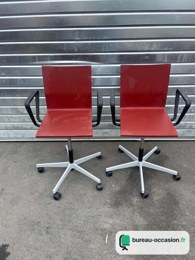 Vitra .04 d'occasion : chaise pivotante rouge sur roulettes